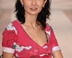 张曼玉率性素颜 时尚教主甘心当主妇