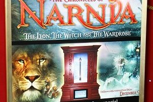 影评: 纳尼亚传奇–狮子、女巫和魔衣橱