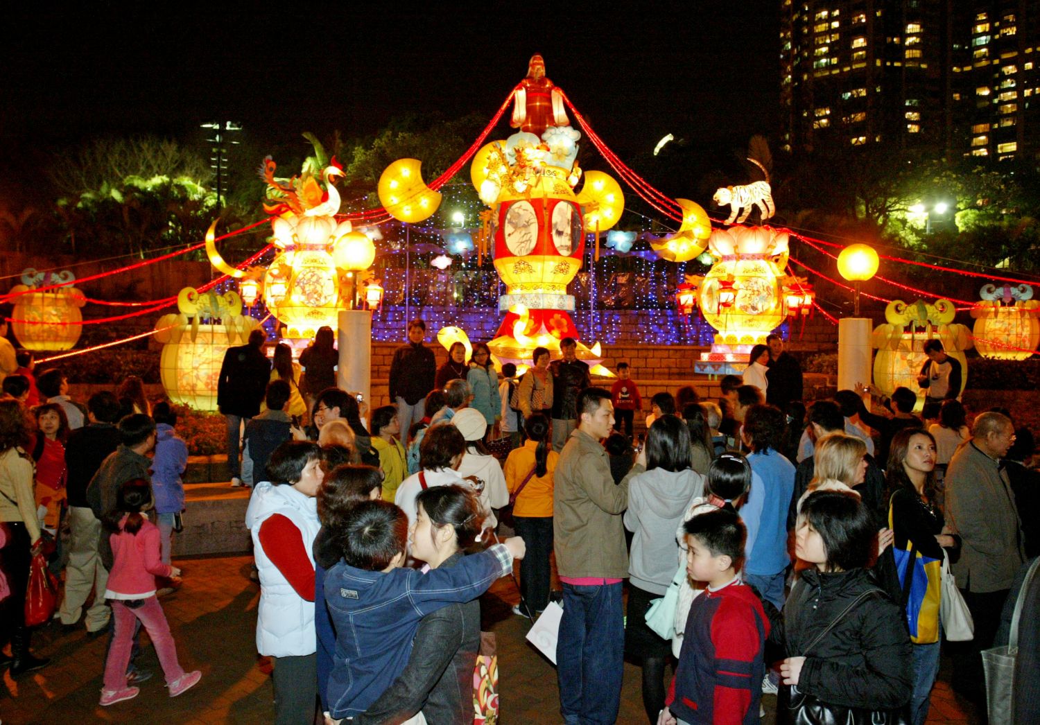圖片新聞：元宵綵燈祝良緣 | 元宵節 | 花燈 | 香港 | 大紀元