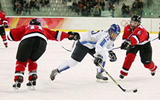 冬运：芬兰女子冰球队4:0击败瑞士