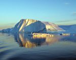 格陵蘭的冰河加速注入大西洋(Photo by SLIM ALLAGUI/AFP/Getty Images)