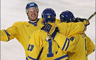 瑞典六比二轻取瑞士 男子冰球顺利晋级