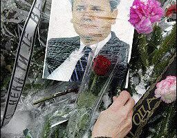 由於被告前南斯拉夫總統米洛塞維奇突然去世，前南斯拉夫國際戰爭犯罪法庭今天結束對米洛塞維奇的歷史性審判。(圖片來源：法新社)