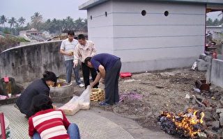 清明扫墓小心火烛防止森林火灾发生