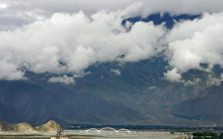 專家：巨大臭氧破洞正在西藏上空成形