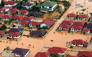 泰国洪水土石流  约百人可能丧生
