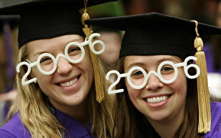 全美大學生們望眼欲穿的畢業典禮