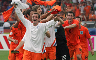 世足賽：荷蘭對象牙海岸比賽摘要