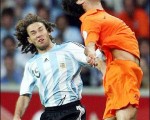 世足:阿根廷荷兰言和 双双晋级