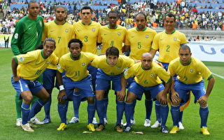 组图：巴西3比0完胜加纳
