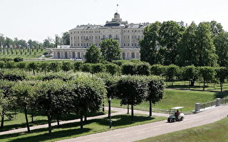 圣彼得堡康斯坦丁宫盛装迎接G8高峰会