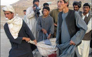 阿富汗暴力冲突频传炸弹攻击二十三人丧生