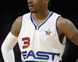 NBA 76人终于撤牌 艾弗森开始费城第11年