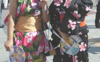 組圖1：夏日日本街頭的美少女