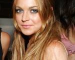 1986年出生,风华正盛的琳西(Lindsay Lohan)已呈老态/by Frazer Harrison/Getty Images