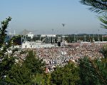 教皇本篤十六世慕尼黑舉辦彌撒　25万人參加（大紀元記者黃芩攝影）