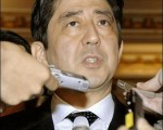 安倍矢言对北韩作出严厉回应