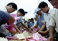 中国村一级换届选举普遍存在贿选现象