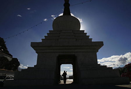 神袐的西藏吸引着许多旅游者和朝圣者。(图片来源： China Photos/Getty Images)