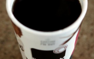 低因咖啡仍含有咖啡因