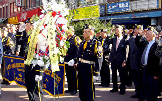 華裔退伍軍人忠烈牌坊舉行紀念儀式