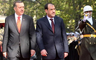 伊拉克总理抵土耳其讨论安全局势