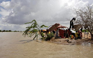 东非水灾严重  180万人受灾  国际抢救
