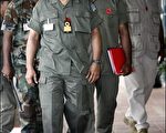 斐濟軍事指揮官巴依尼馬拉馬要求政府在期限內達到九點要求後，澳洲外交部長唐納今天警告，斐濟可能在兩週內面臨政變。(法新社)