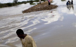 援助组织：肯亚大水灾  应宣布国家紧急状态
