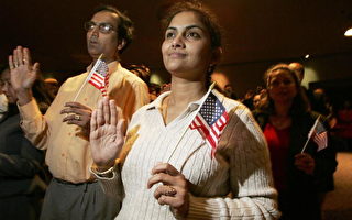 美国公民新入籍试题公布引关注