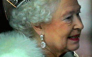 研究：英国女王英文不再如以往优雅