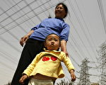 外电﹕奶妈 中国富豪的新标志