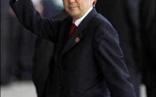 日本反對黨提出不信任案 企圖阻止國會通過法案