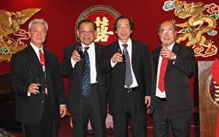 中華會館選舉 張自豪團隊連任