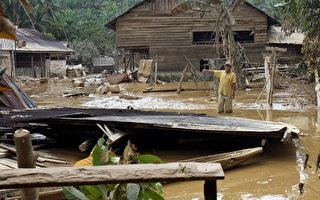 亚齐水灾死亡人数上升 印尼军方加紧救援