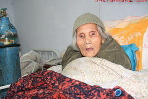 80老母遭拆迁寄放慢性病防治中心