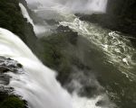 組圖：南美伊瓜蘇瀑布磅礴壯觀