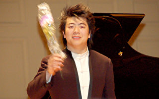 朗郎波城交响乐厅演出成功