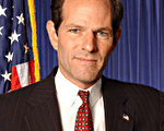 纽约州州长艾略特‧斯皮策(Eliot Spitzer)  (新唐人提供)