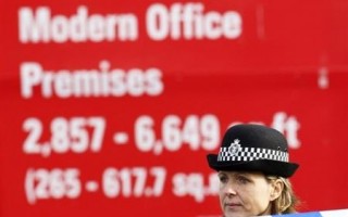 英國警方逮捕郵件炸彈嫌犯