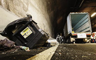 墨尔本五车隧道追撞爆炸 至少三死