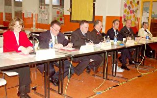 市议员补选政见会 华埠居民关注