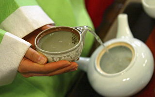 喝绿茶有助抵抗爱滋病毒