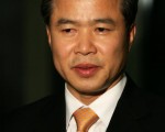 南韓學生美校園行凶 盧武鉉震驚哀悼