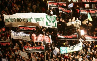 上萬以色列民眾集會　要求歐麥特下台