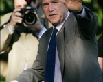 美國總統布什將制裁敘利亞的時間延長一年。//法新社