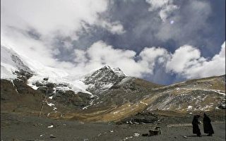 专家：喜马拉雅山冰河可能50年内消失