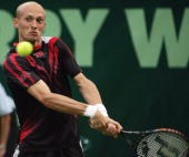ATP德国哈雷网赛头号种子戴维登柯落败出局