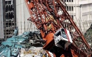 香港铜锣湾地盘严重工业意外天秤倒塌2死5伤