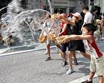 热浪袭日  二十一个地区气温创新高一人热死